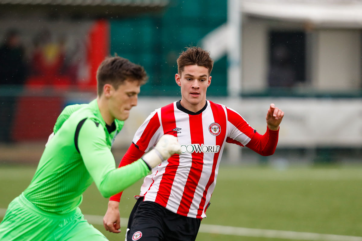 https://www.brentfordfc.com/siteassets/images/football/2019-20/b-team-games/20191217---hibernian/20191217-140434-92.jpg