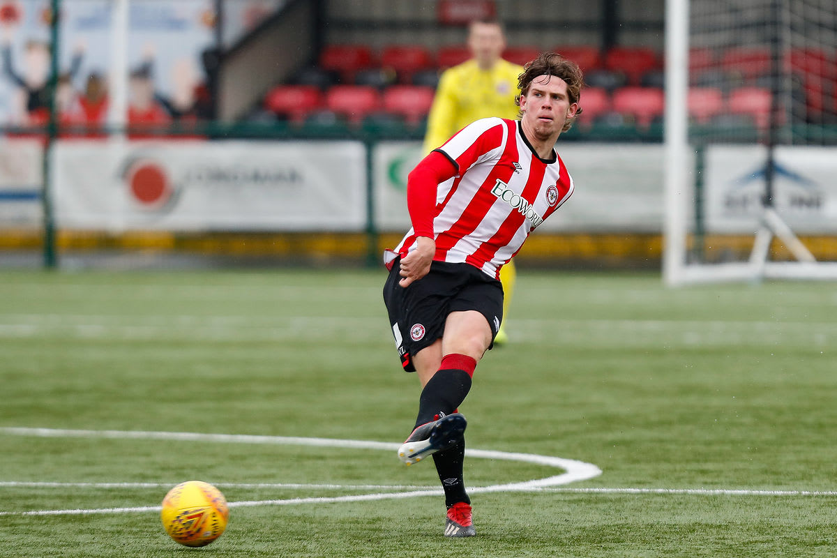 https://www.brentfordfc.com/siteassets/images/football/2019-20/b-team-games/20191217---hibernian/20191217-140634-53.jpg
