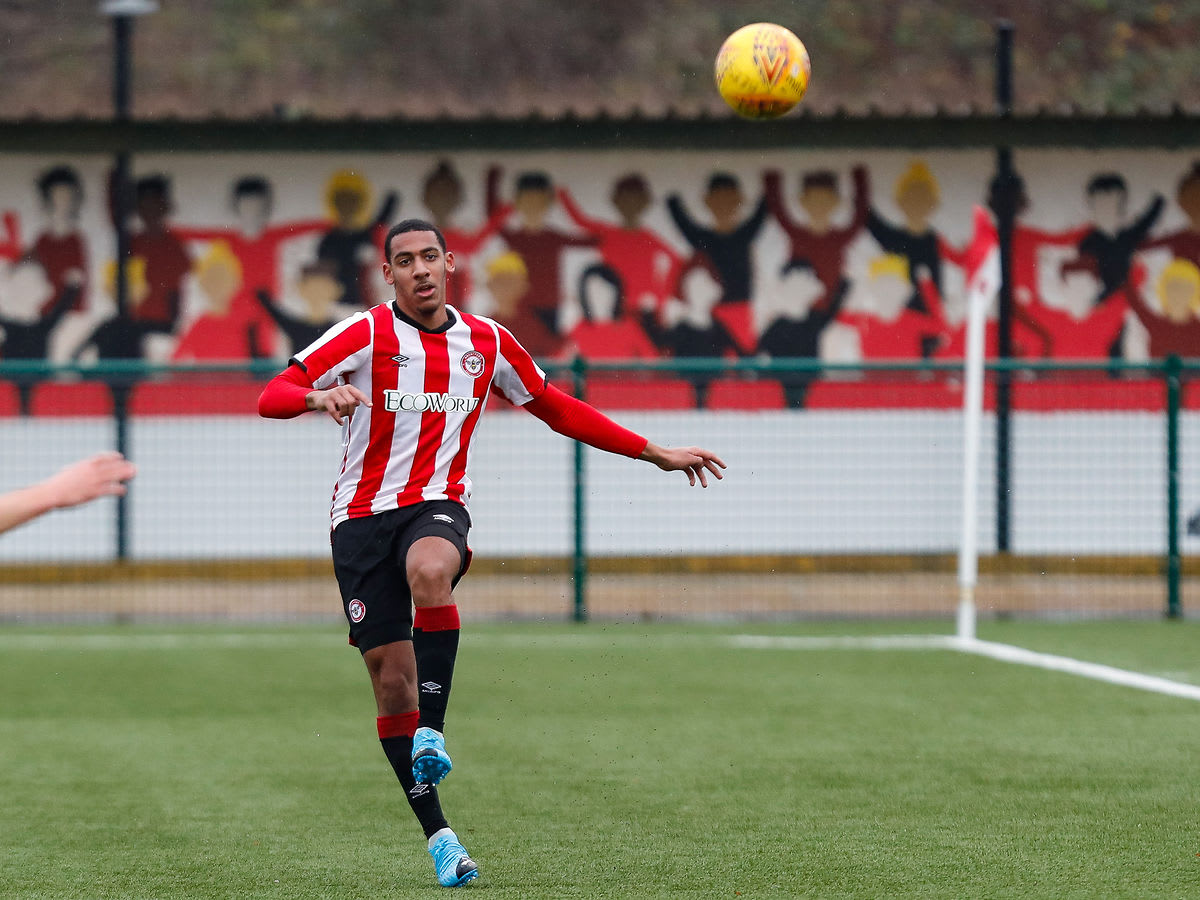 https://www.brentfordfc.com/siteassets/images/football/2019-20/b-team-games/20191217---hibernian/20191217-140729-08.jpg
