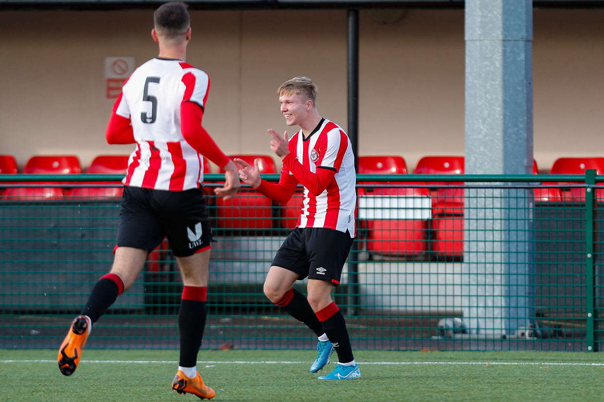 Brentford B v Huddersfield Town Gallery