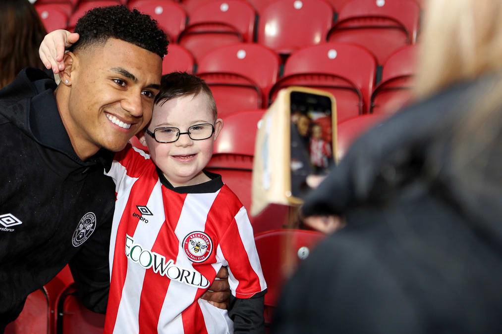 Ollie Watkins and Ethan Pinnock surprise young fans with phone calls