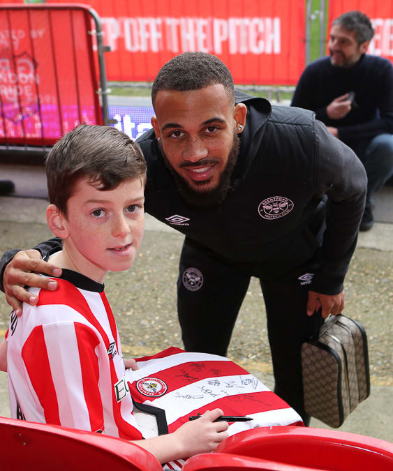 https://www.brentfordfc.com/siteassets/images/events/2019-20/20200111---qpr-non-match/20200111-105652-1012.jpg