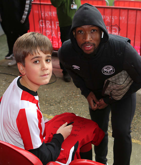 https://www.brentfordfc.com/siteassets/images/events/2019-20/20200111---qpr-non-match/20200111-105803-1017.jpg