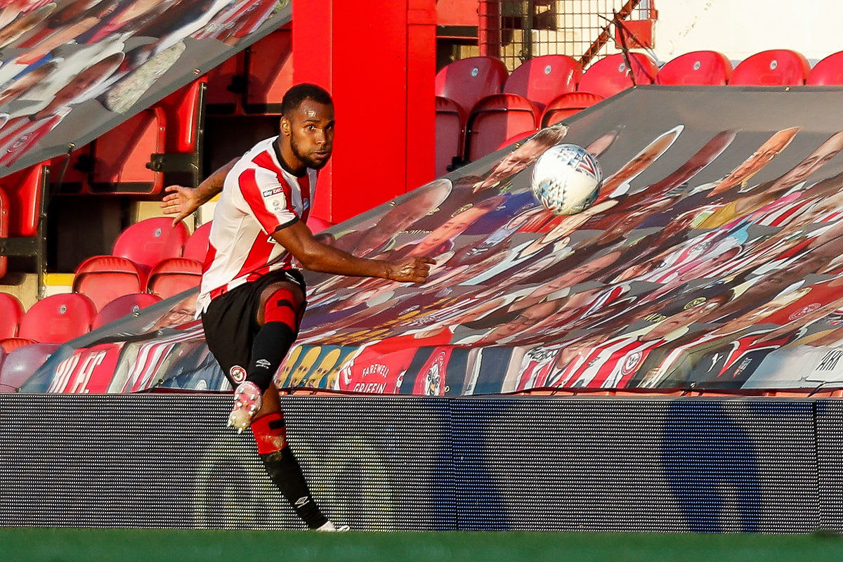 https://www.brentfordfc.com/siteassets/images/football/2019-20/first-team-games/20200626---west-brom/20200626-202200-87-0100.jpg