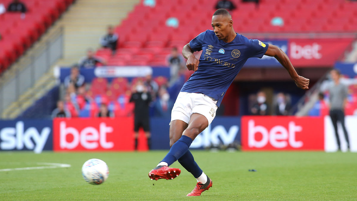 https://www.brentfordfc.com/siteassets/images/football/2019-20/first-team-games/20200804---fulham/20200804-184648-0100.jpg