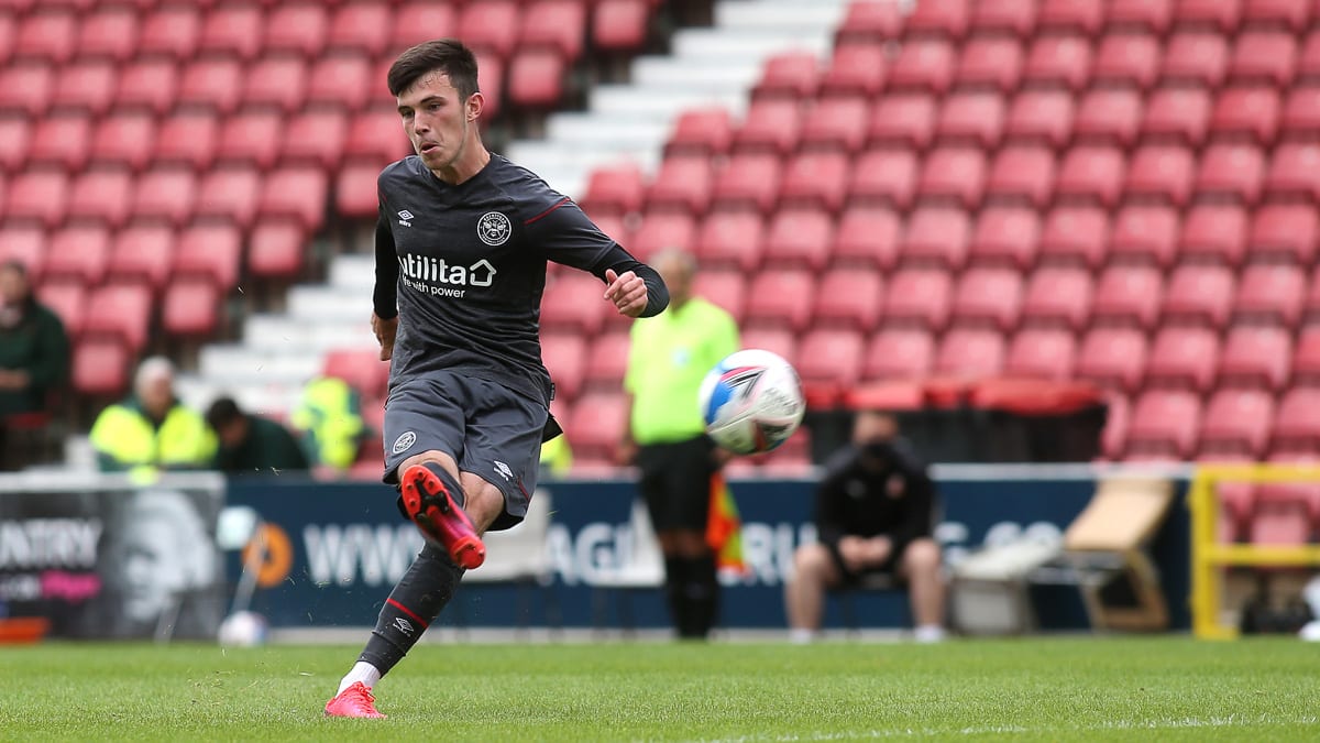 https://www.brentfordfc.com/siteassets/images/football/2020-21/b-team-games/20200829---swindon/20200829-151101-9025.jpg