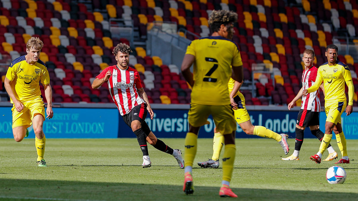 https://www.brentfordfc.com/siteassets/images/football/2020-21/first-team-games/20200901---oxford/20200901-162945-63-0100.jpg