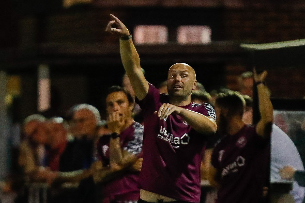 https://www.brentfordfc.com/siteassets/images/football/2020-21/b-team-games/20200914---hendon/20200914-195158-27-0100.jpg