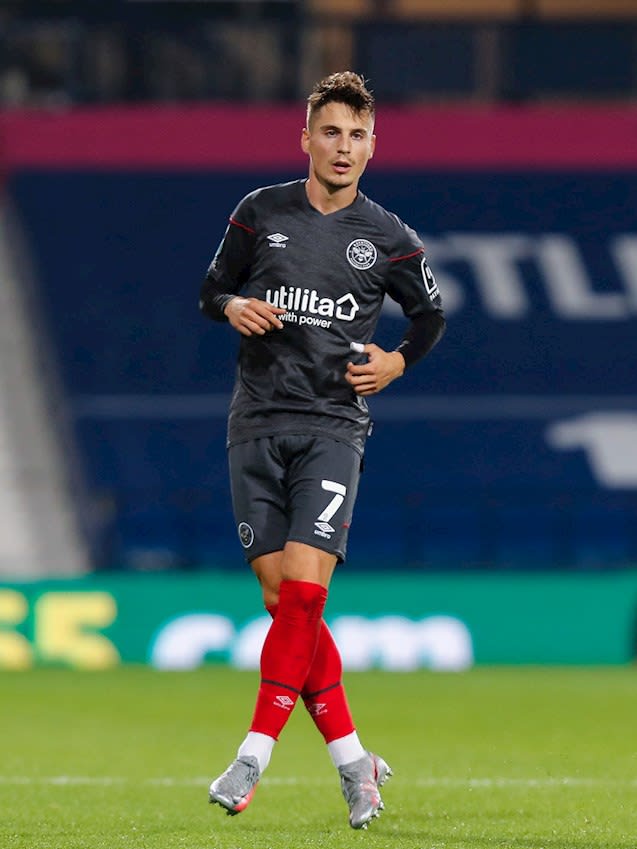 https://www.brentfordfc.com/siteassets/images/football/2020-21/first-team-games/20200922---west-brom/20200922-193321-39-0100.jpg