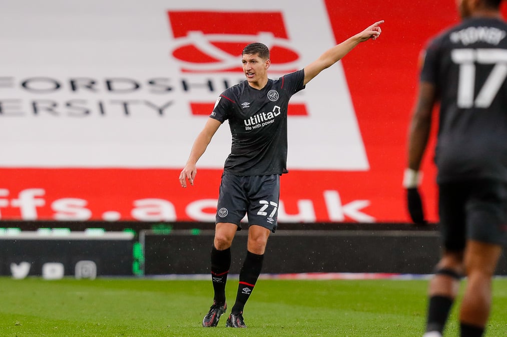 https://www.brentfordfc.com/siteassets/images/football/2021-22/collections/vitaly-janelt-50-games/20201024-161341-0045.jpg