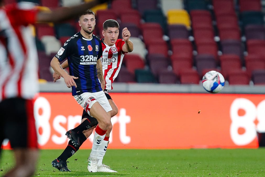 https://www.brentfordfc.com/siteassets/images/football/2021-22/collections/vitaly-janelt-50-games/20201107-162832-0114.jpg