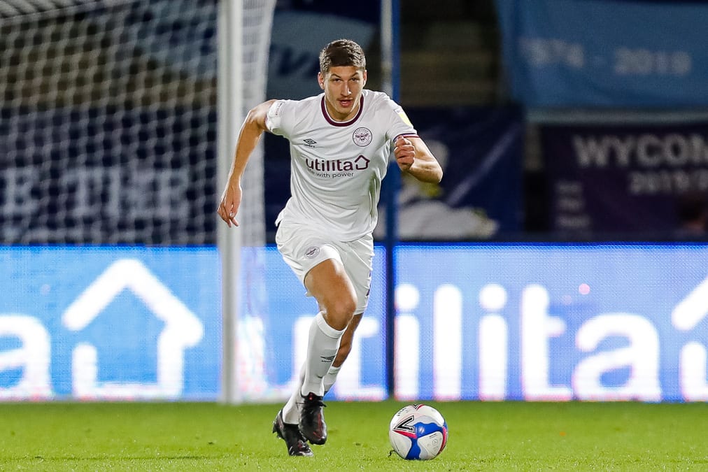 https://www.brentfordfc.com/siteassets/images/football/2021-22/collections/vitaly-janelt-50-games/20201121-165030-0070.jpg