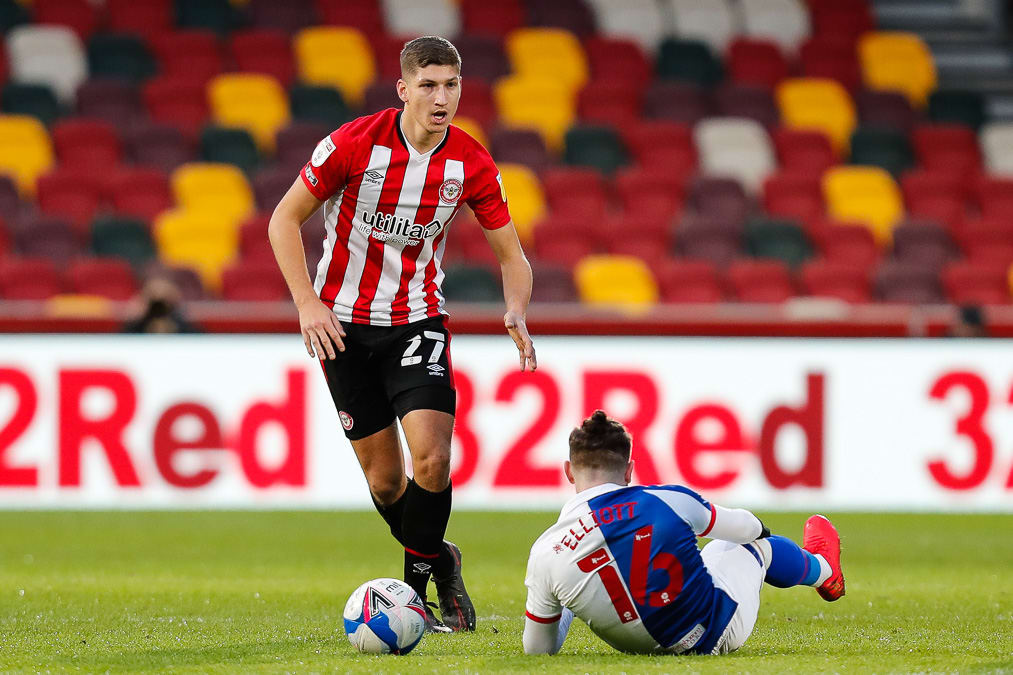 https://www.brentfordfc.com/siteassets/images/football/2021-22/collections/vitaly-janelt-50-games/20201205-152628-0025.jpg