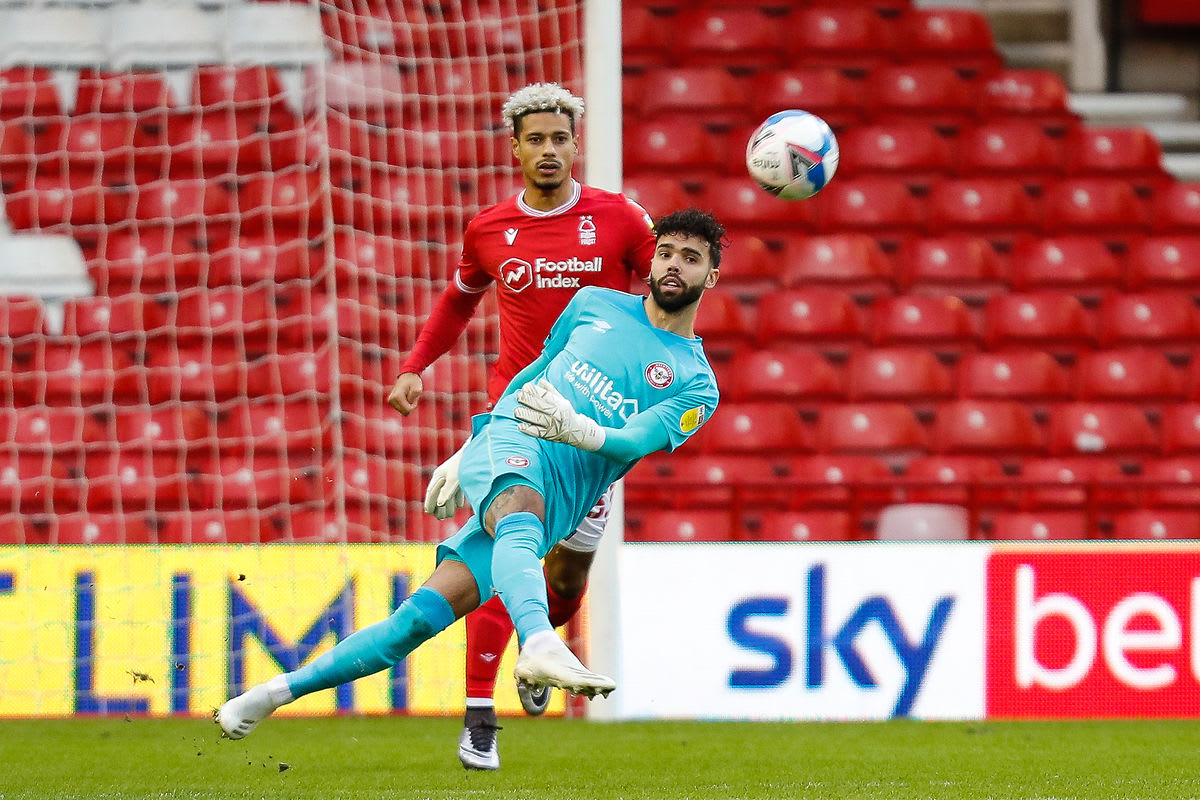 https://www.brentfordfc.com/siteassets/images/football/2020-21/first-team-games/20201212---forest/20201212-150217-28.jpg