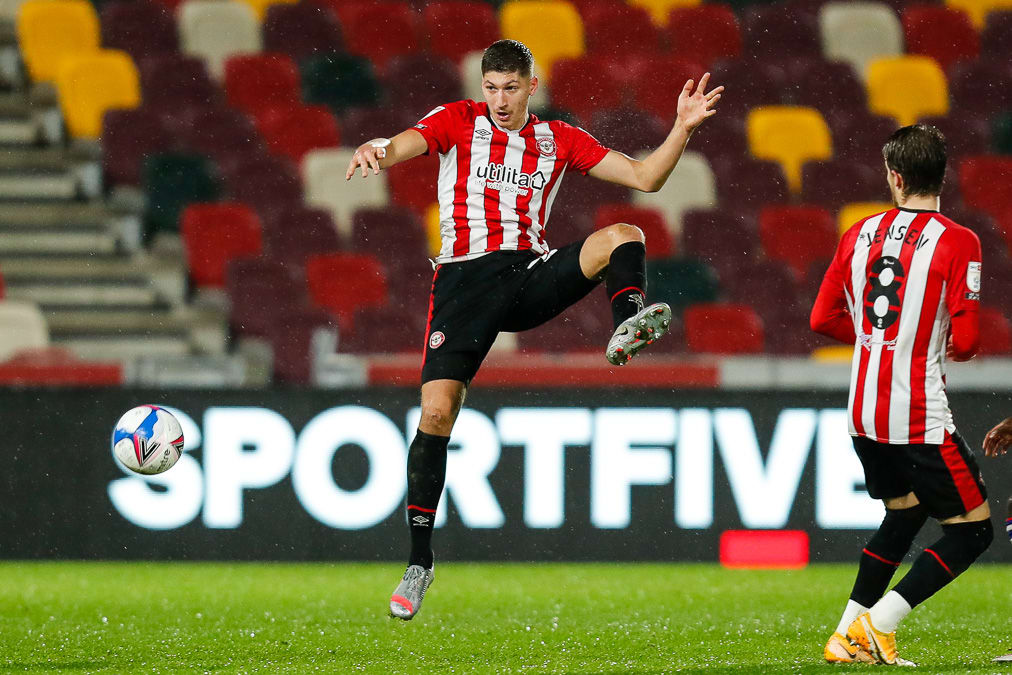 https://www.brentfordfc.com/siteassets/images/football/2021-22/collections/vitaly-janelt-50-games/20201219-162136-0119.jpg