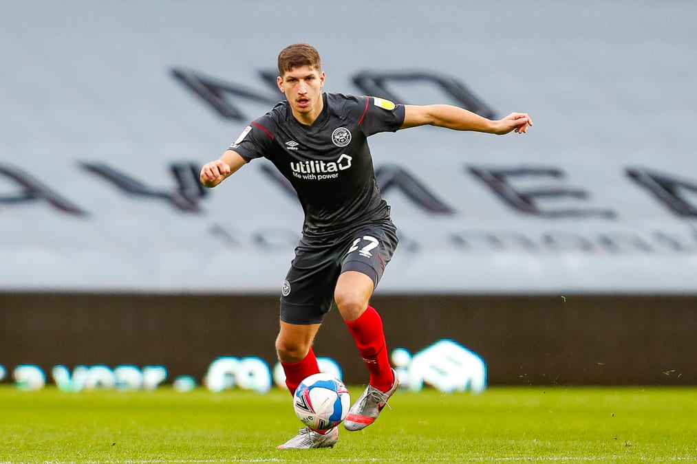 https://www.brentfordfc.com/siteassets/images/football/2021-22/collections/vitaly-janelt-50-games/20201226-150440-0017.jpg
