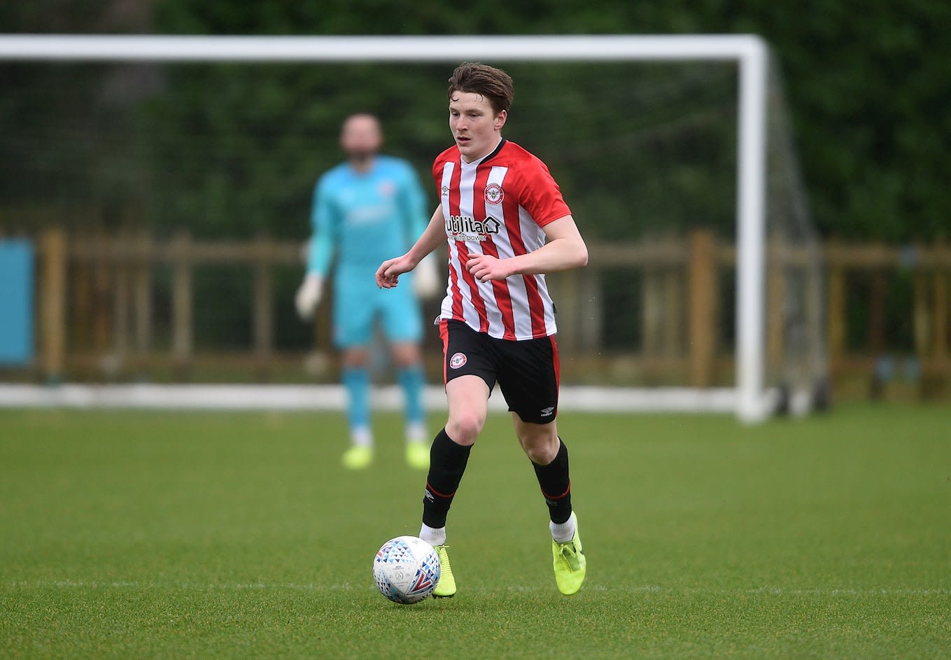 Ethan Robb signs for Brentford B on loan until the end of 2020/21 season