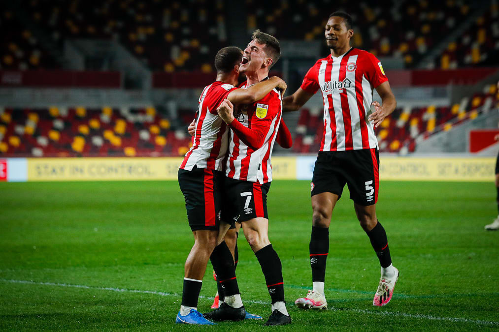 https://www.brentfordfc.com/siteassets/images/football/2020-21/collections/sergi-canos-200-games-extras/20210224-192311-0050.jpg