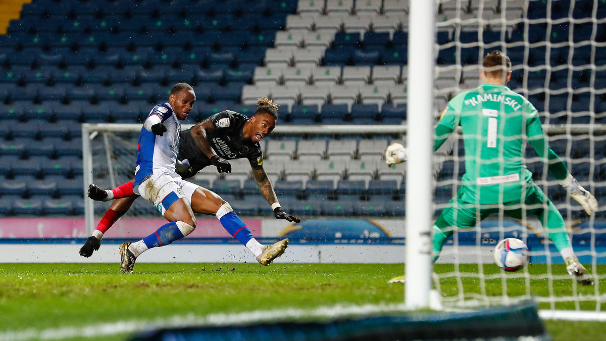 https://www.brentfordfc.com/siteassets/images/football/2020-21/first-team-games/20210312---blackburn/20210312-212912-35.jpg