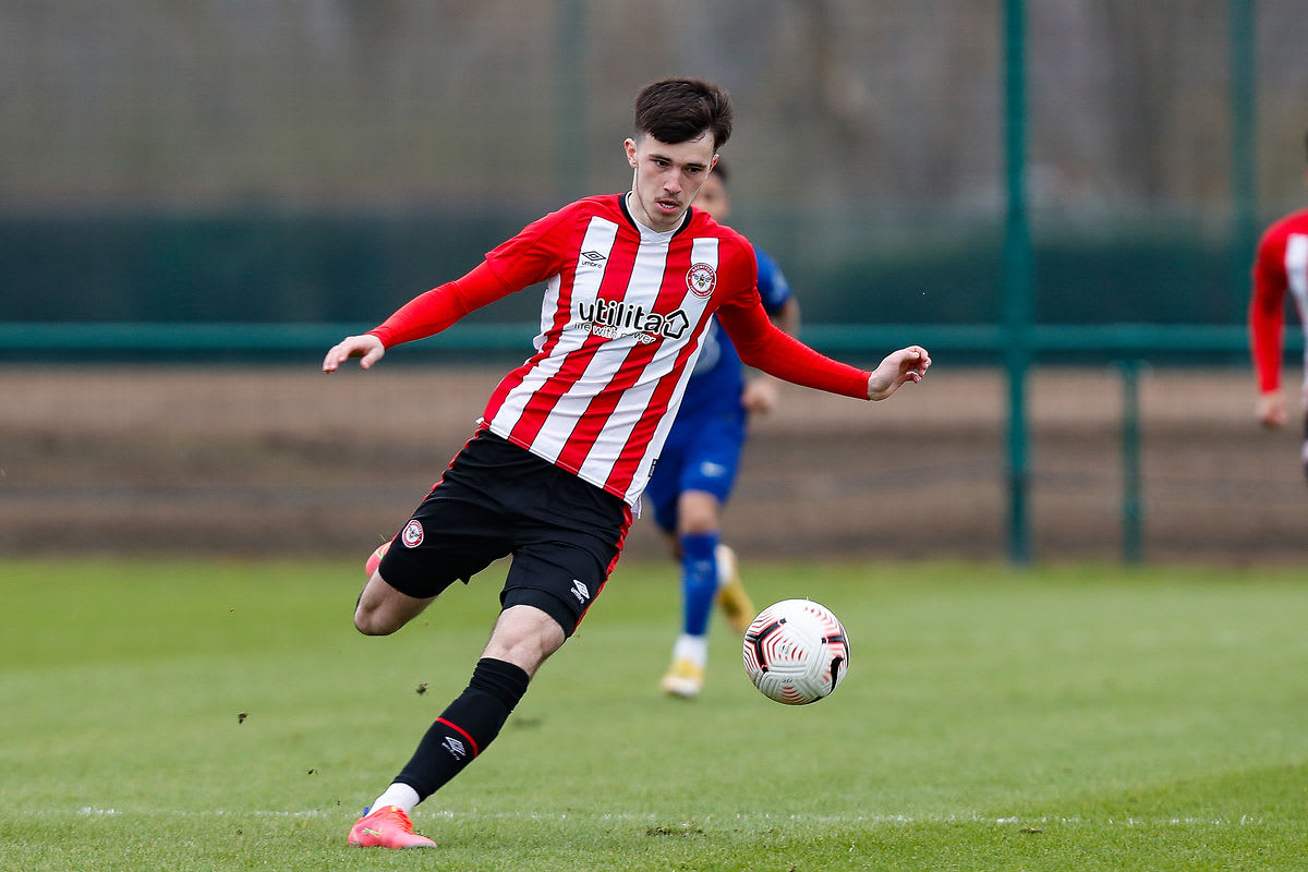 Alex Gilbert features in 2-1 win for Ireland Under-21s