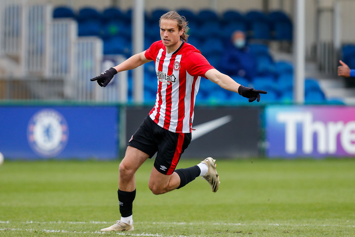 https://www.brentfordfc.com/siteassets/images/football/2020-21/b-team-games/20210317---chelsea/20210317-121038-74.jpg