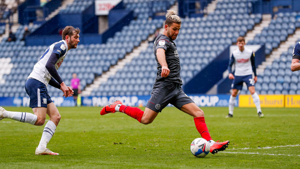 Watch: The Warm Up | Emiliano Marcondes is..........