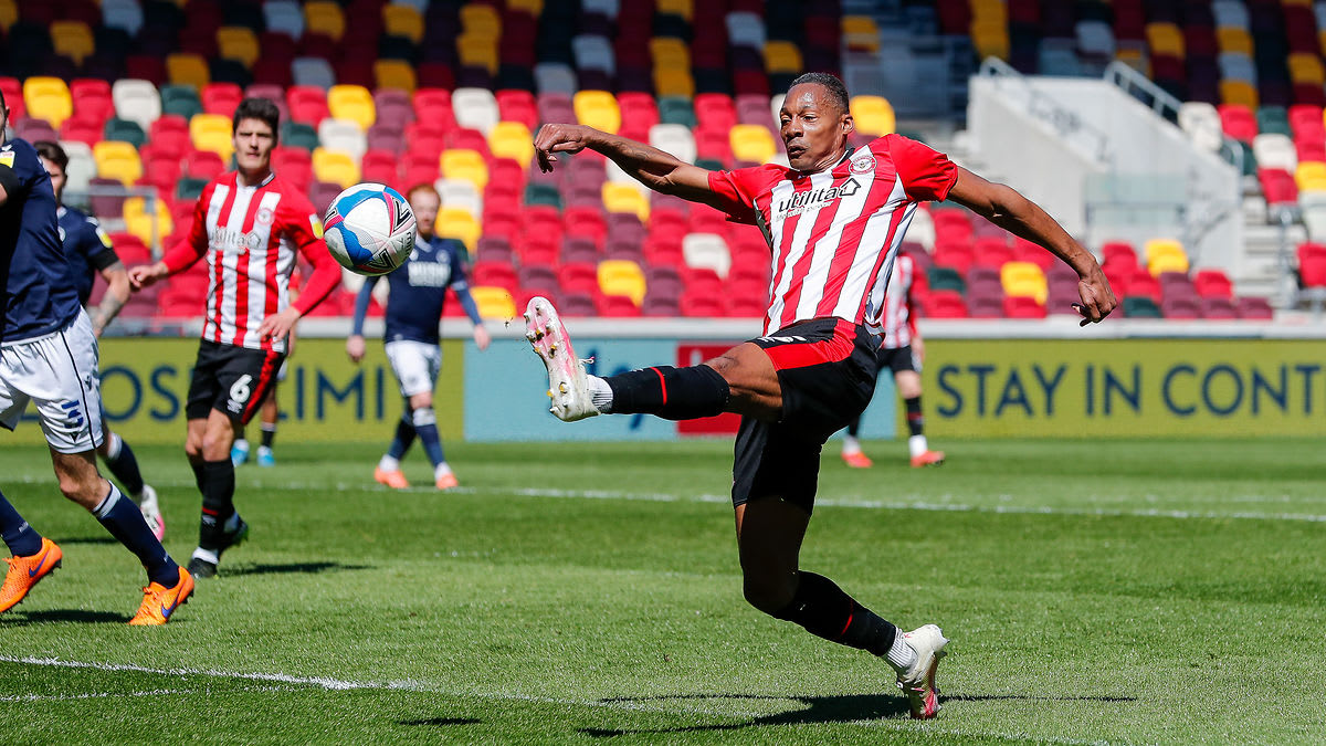 Brentford v Millwall Gallery