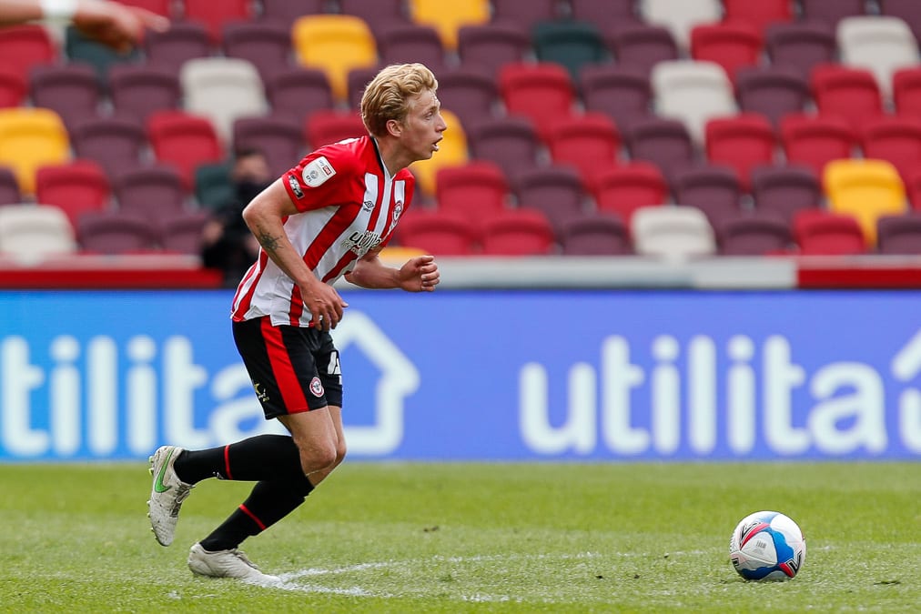 https://www.brentfordfc.com/siteassets/images/football/2020-21/collections/may-potm/20210501-154549-0081.jpg