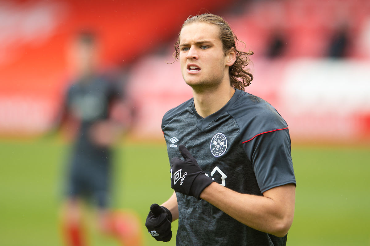 https://www.brentfordfc.com/siteassets/images/football/2020-21/b-team-games/20210504---salford/20210504-135142-32z.jpg