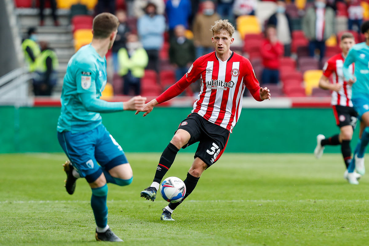 https://www.brentfordfc.com/siteassets/images/football/2020-21/first-team-games/20210522---bournemouth/20210522-125717-97-0100.jpg