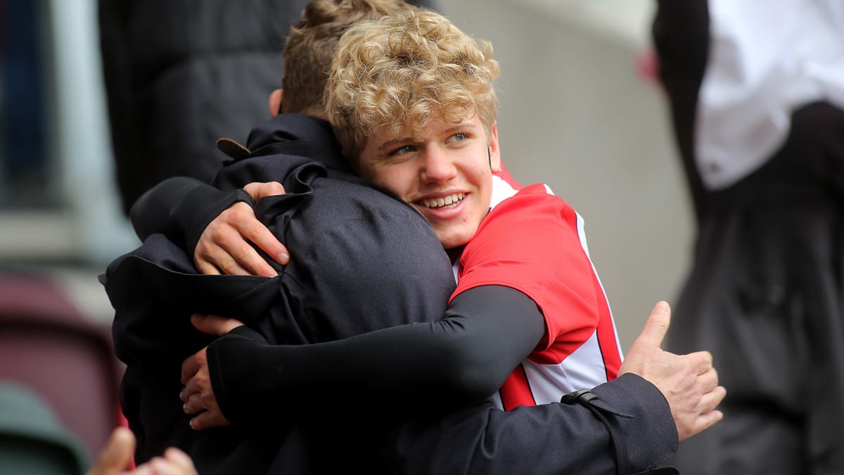 https://www.brentfordfc.com/siteassets/images/football/2020-21/non-match/20210522---bournemouth-post-match/20210522-143046-2001.jpg