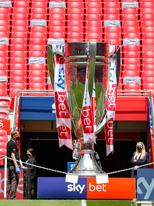 https://www.brentfordfc.com/siteassets/images/football/2020-21/non-match/20210529---swansea-pre-match/20210529-124958-18050.jpg