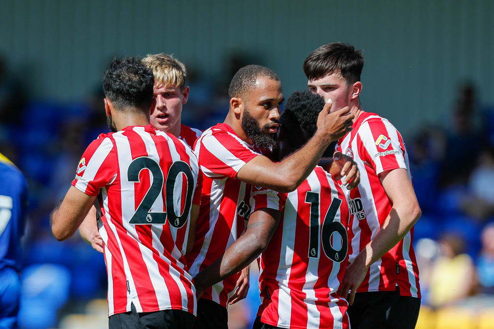 https://www.brentfordfc.com/siteassets/images/football/2021-22/collections/pre-season/20210717-154150-0045.jpg