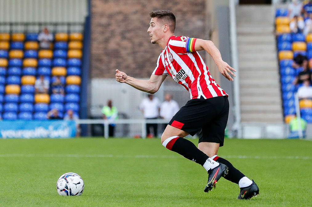 https://www.brentfordfc.com/siteassets/images/football/2021-22/collections/pre-season/20210717-161412-0057.jpg