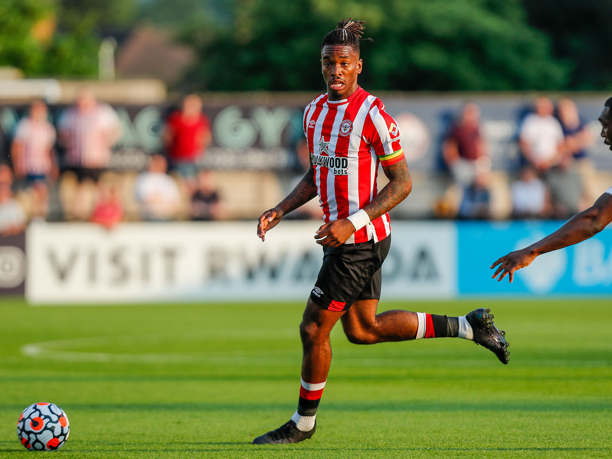 Boreham Wood v Brentford Gallery