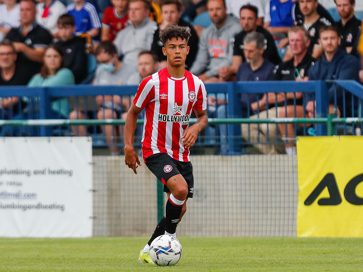 https://www.brentfordfc.com/siteassets/images/football/2021-22/b-team-games/20210723---cambridge-utd/20210723-185040-28-0100.jpg