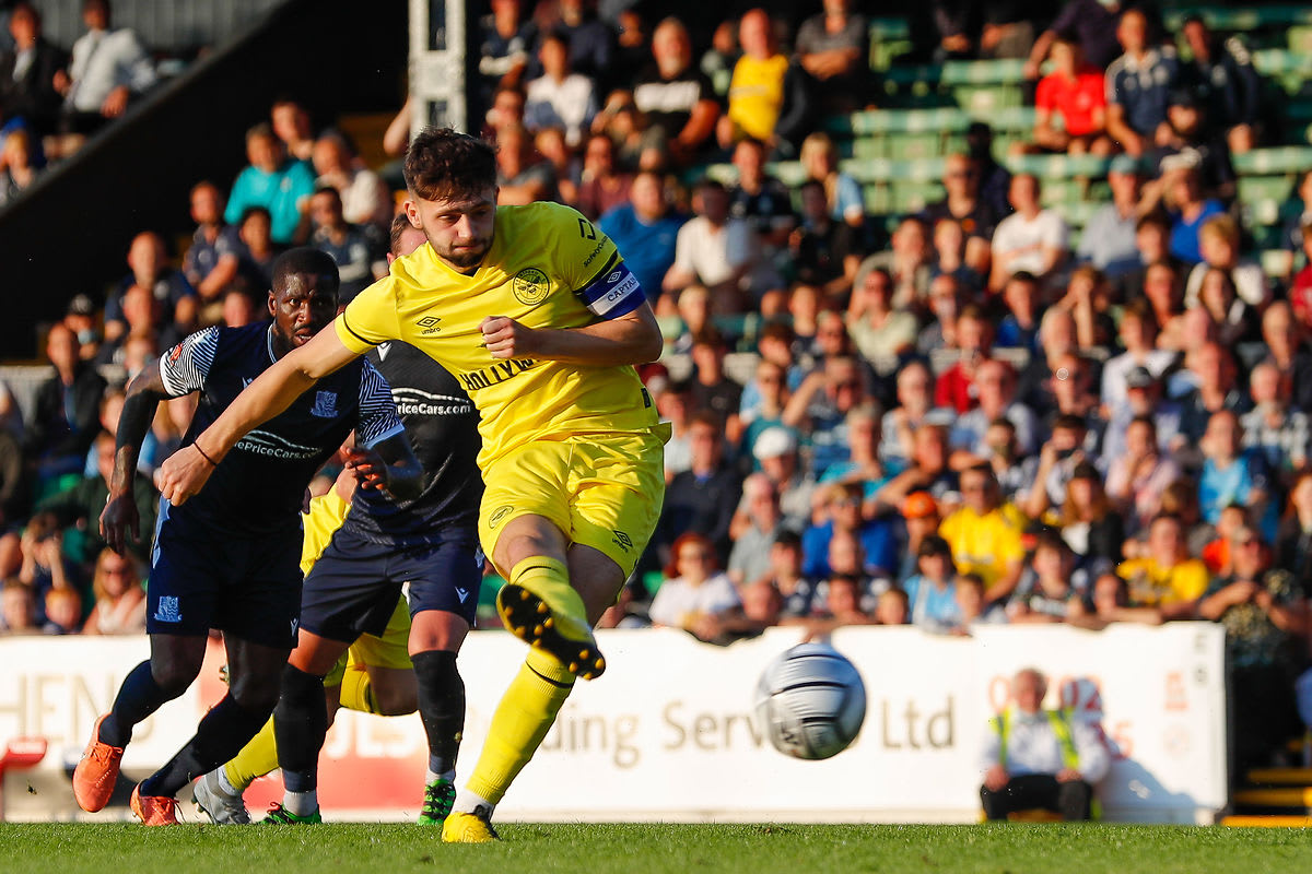 Joe Adams departs for Dundalk on permanent move