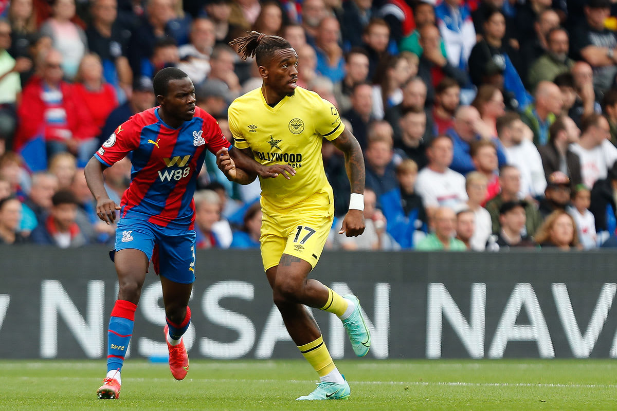 https://www.brentfordfc.com/siteassets/images/football/2021-22/first-team-games/20210821---palace/20210821-150536-91-0100.jpg