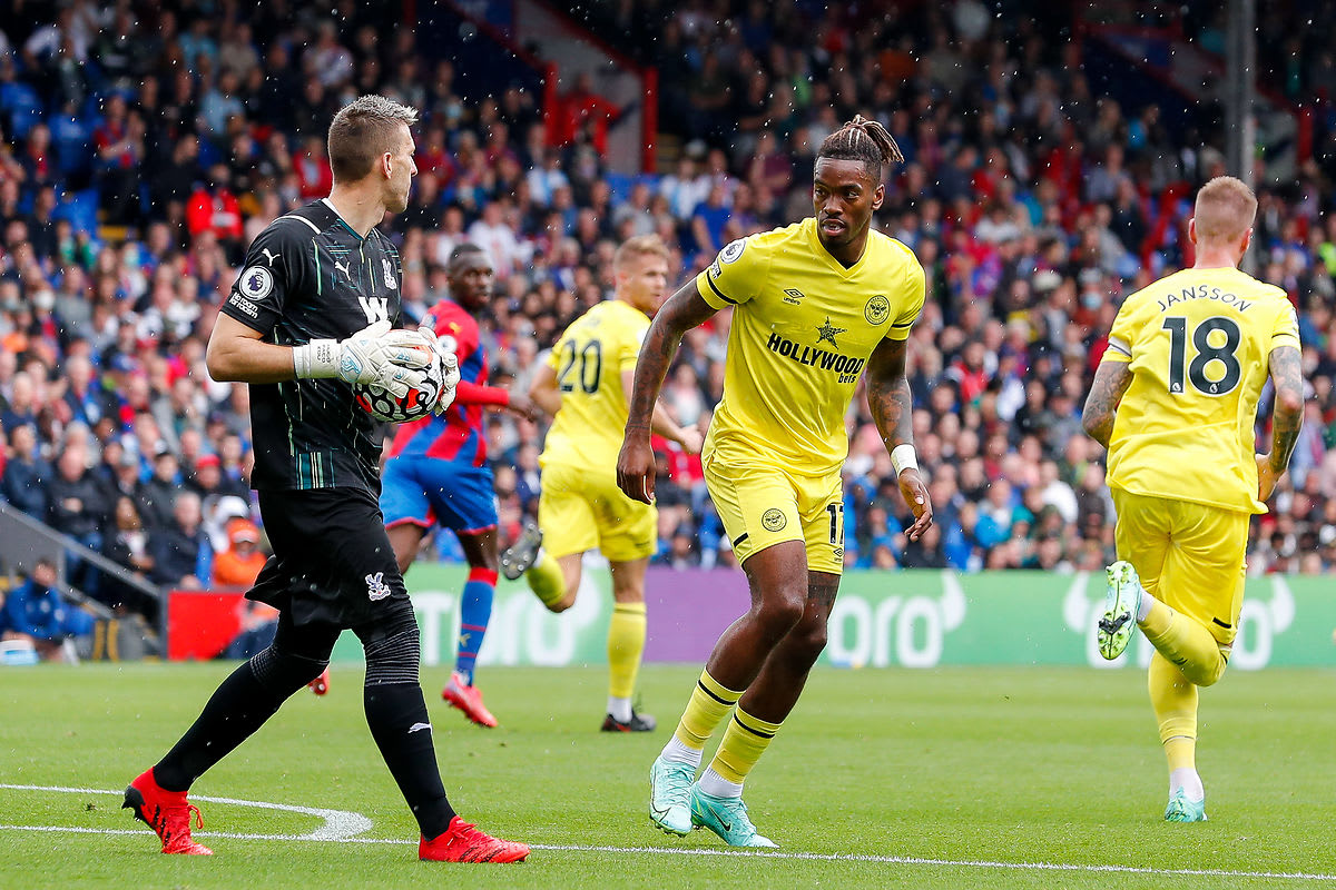 https://www.brentfordfc.com/siteassets/images/football/2021-22/first-team-games/20210821---palace/20210821-152426-86-0100.jpg