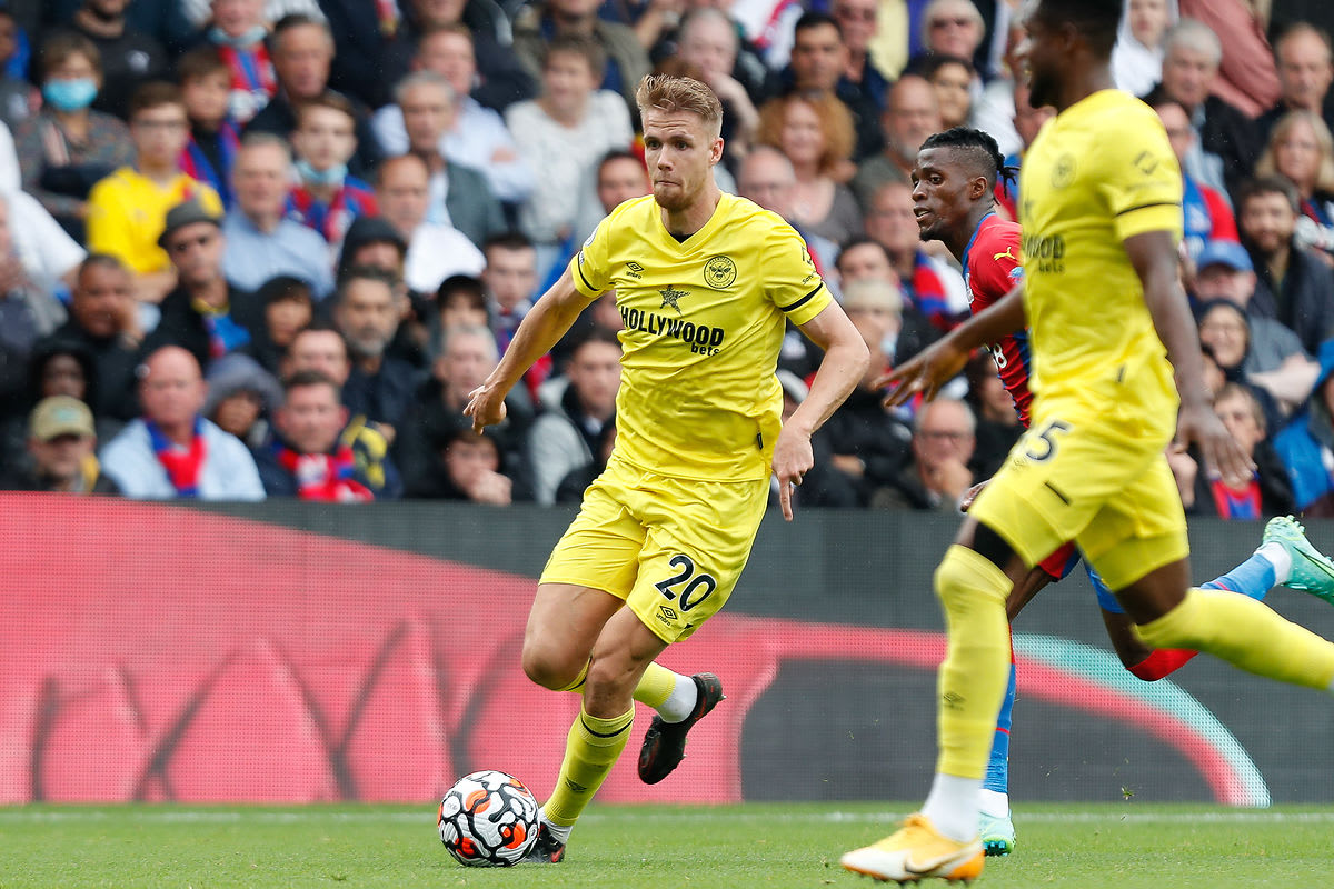https://www.brentfordfc.com/siteassets/images/football/2021-22/first-team-games/20210821---palace/20210821-153235-58-0100.jpg