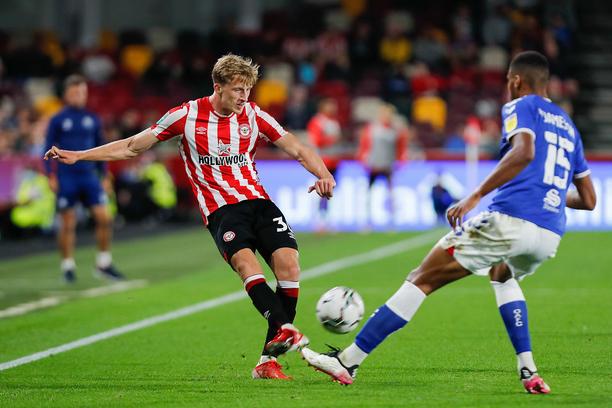 https://www.brentfordfc.com/siteassets/images/football/2021-22/first-team-games/20210921---oldham/20210921-201813-76-0100.jpg