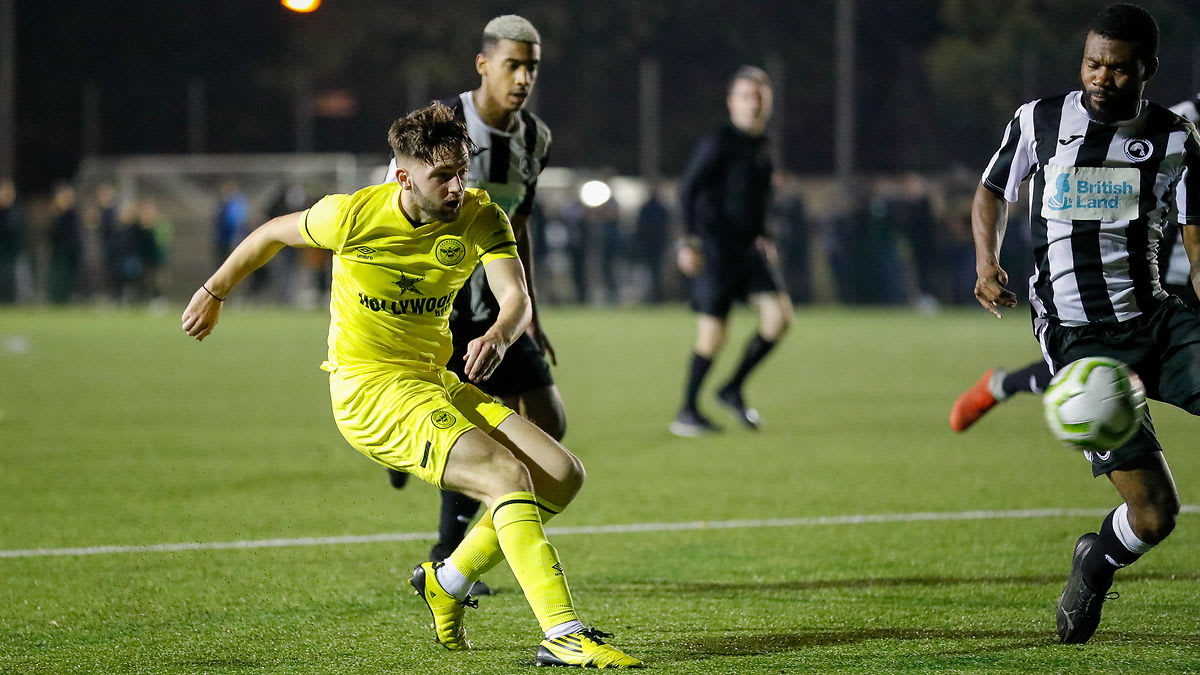 https://www.brentfordfc.com/siteassets/images/football/2021-22/b-team-games/20211018---fisher/20211019-202556-09-0100.jpg