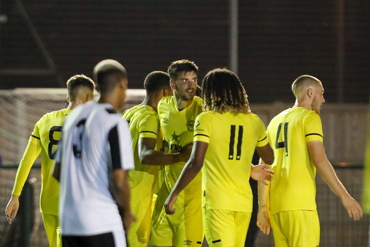 https://www.brentfordfc.com/siteassets/images/football/2021-22/b-team-games/20211018---fisher/20211019-211628-64-0100.jpg
