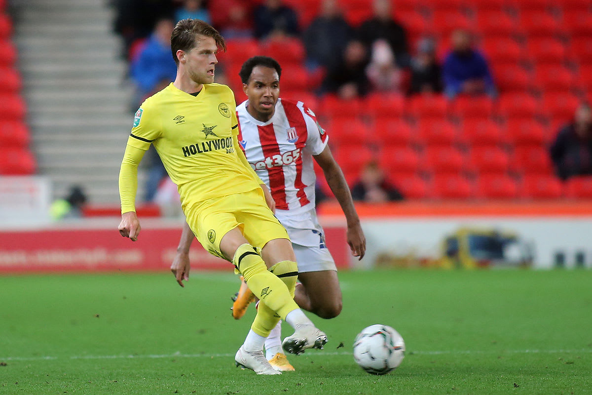 https://www.brentfordfc.com/siteassets/images/football/2021-22/first-team-games/20211027---stoke/20211027-201536-29.jpg