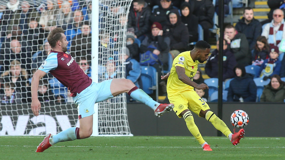 https://www.brentfordfc.com/siteassets/images/football/2021-22/first-team-games/20211030---burnley/20211030-163039-62.jpg