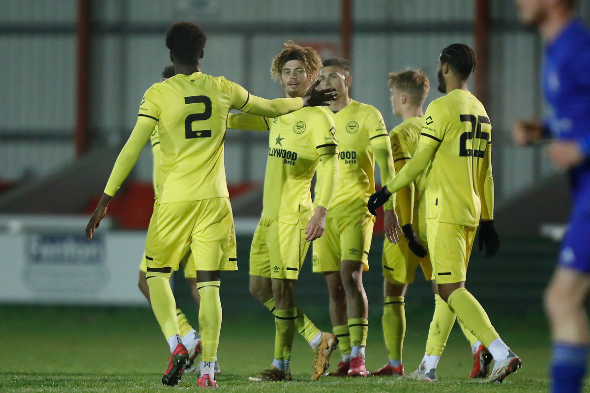 https://www.brentfordfc.com/siteassets/images/football/2021-22/b-team-games/20211123---broadfields/20211123-202026-42.jpg