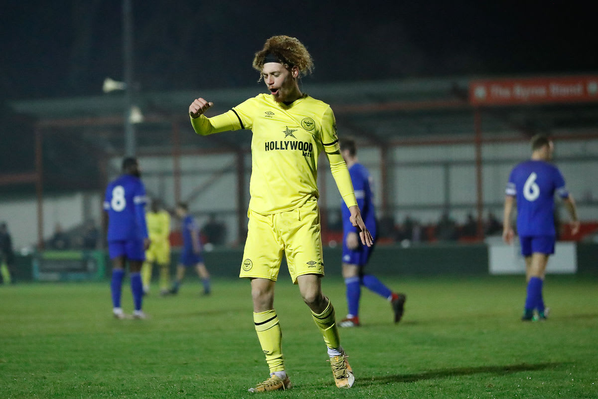 https://www.brentfordfc.com/siteassets/images/football/2021-22/b-team-games/20211123---broadfields/20211123-202934-23.jpg