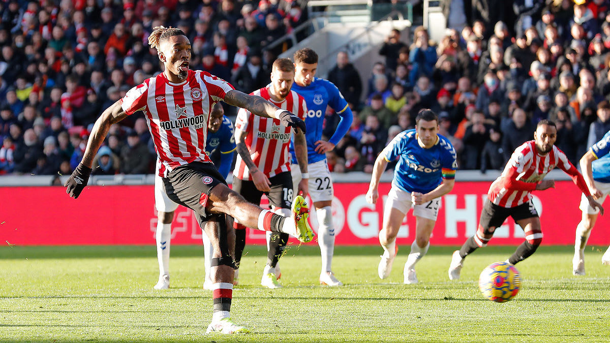 https://www.brentfordfc.com/siteassets/images/football/2021-22/first-team-games/20211128---everton/20211128-142334-44.jpg