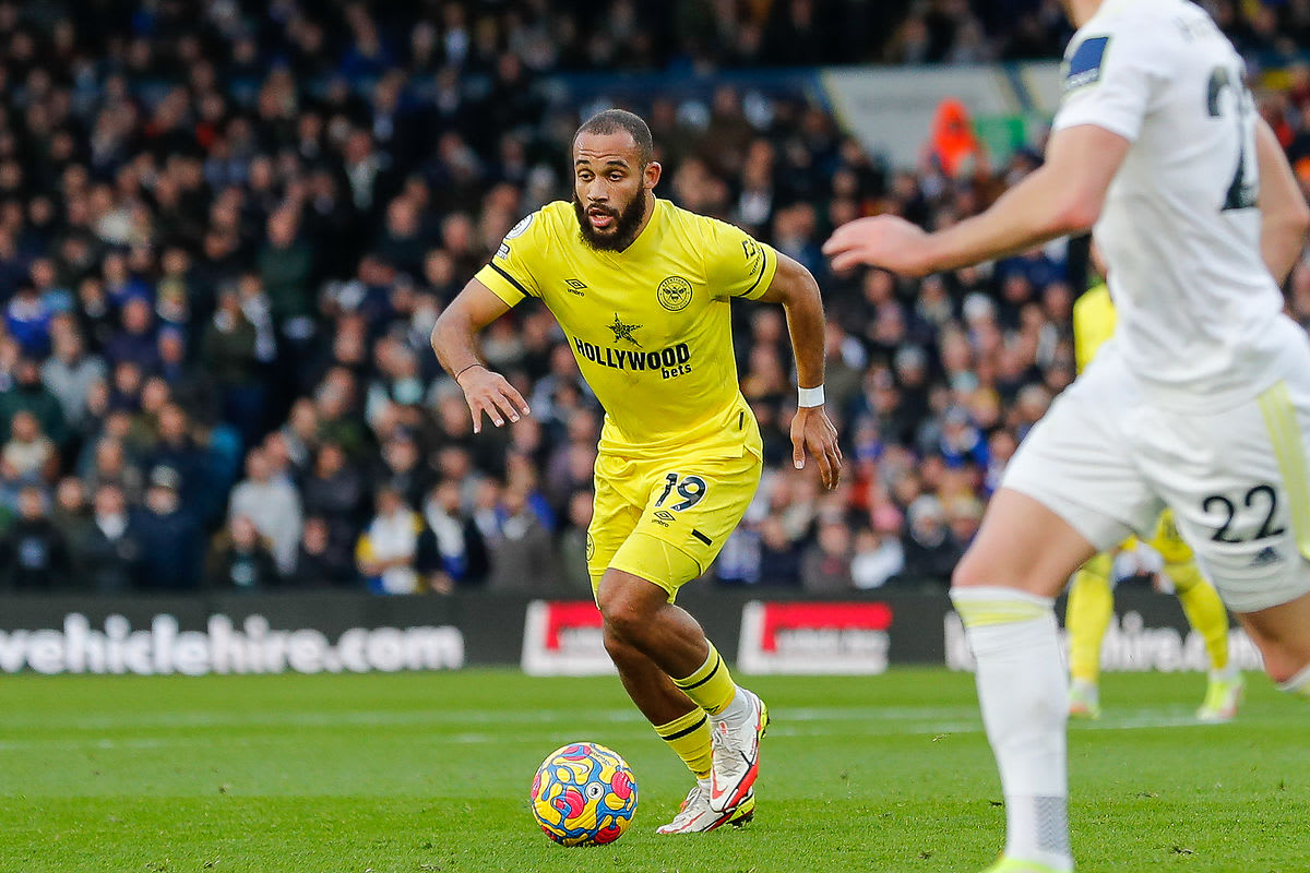 https://www.brentfordfc.com/siteassets/images/football/2021-22/first-team-games/20211205---leeds/20211205-143303-69.jpg