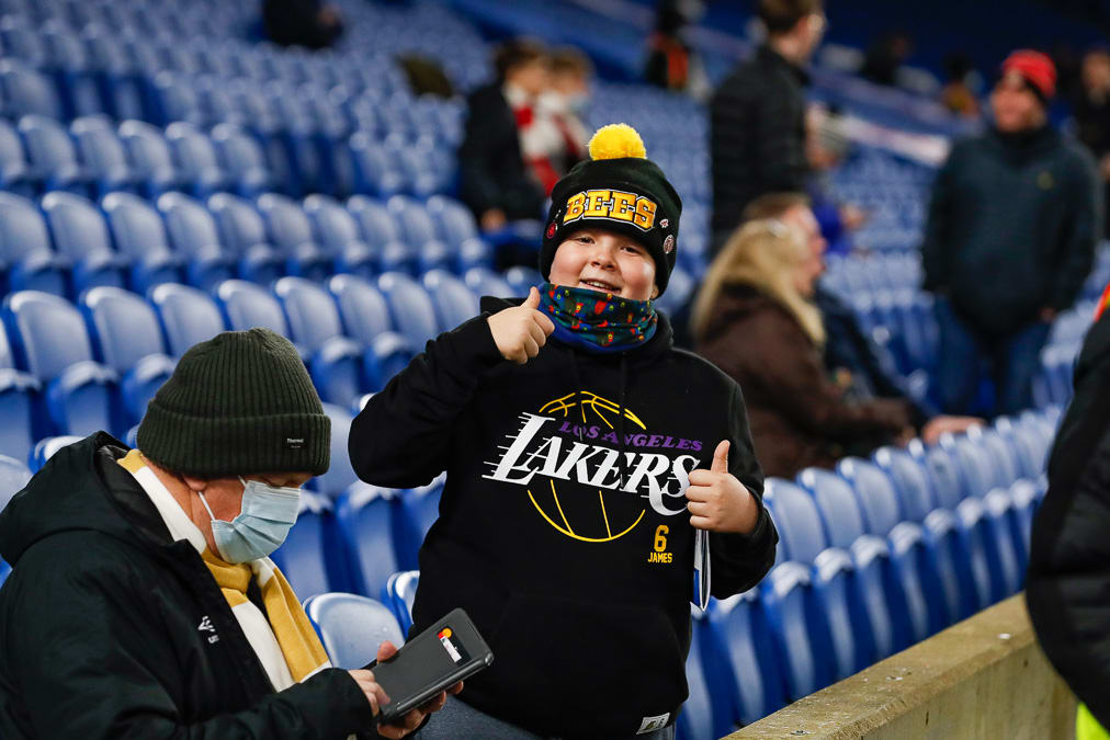 https://www.brentfordfc.com/siteassets/images/football/2021-22/non-match/20211226---brighton-fans/20211226-185252-0010.jpg